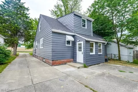 2306 Rockefeller Rd, Wickliffe, OH 44092 photo 32