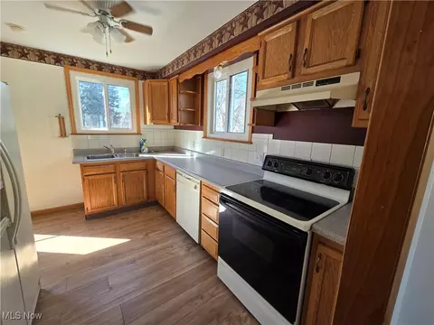 Kitchen - 310 Morrison St, Geneva, OH 44041 photo 1 of 3