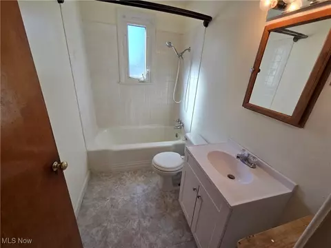 Bath - 310 Morrison St, Geneva, OH 44041 photo 1 of 2