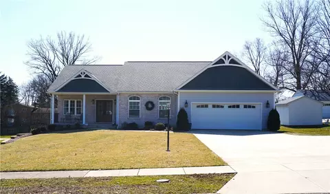 100 Heritage Dr, Tallmadge, OH 44278