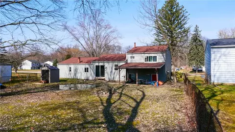 9818 Blanton Dr, Windham, OH 44288 photo 6
