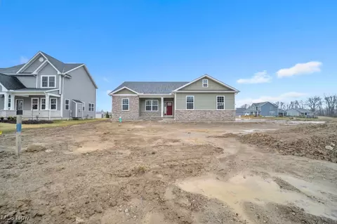 13248 Timber Trl, Grafton, OH 44044