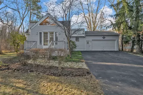 34150 Pettibone Rd, Solon, OH 44139