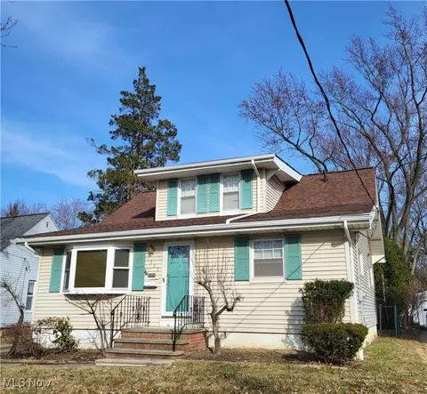 1505 Felton Rd, South Euclid, OH 44121