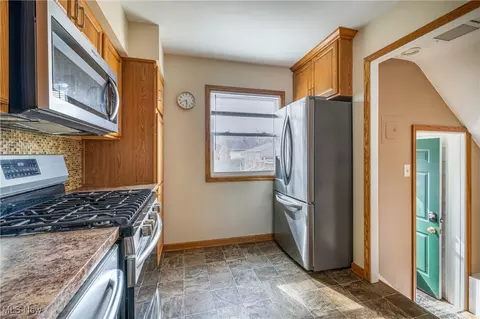 Kitchen - 4107 Pershing Ave, Parma, OH 44134 photo 3 of 3