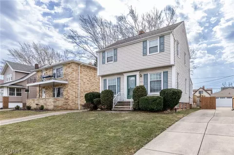 Exterior - 4107 Pershing Ave, Parma, OH 44134 photo 2 of 8