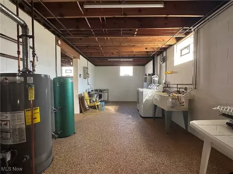 Other - 365 Sunset Dr, Brookfield, OH 44403 photo 6 of 7