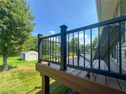 Exterior - 365 Sunset Dr, Brookfield, OH 44403 photo 2 of 14