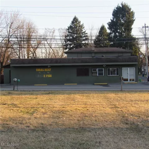 194 Killian Rd, Coventry, OH 44319