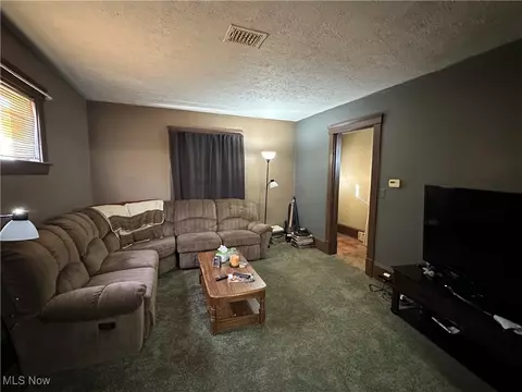 1330 Thayer Ave, Ashtabula, OH 44004 photo 7