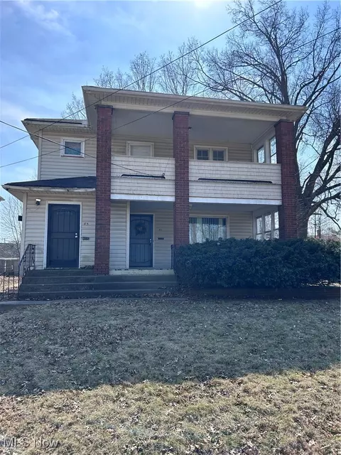 81 Hilton Ave, Youngstown, OH 44507