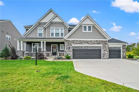 24031 Edward Ln, Columbia Station, OH 44028