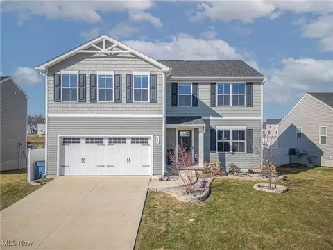 669 Cherrywood Ln, Painesville, OH 44077