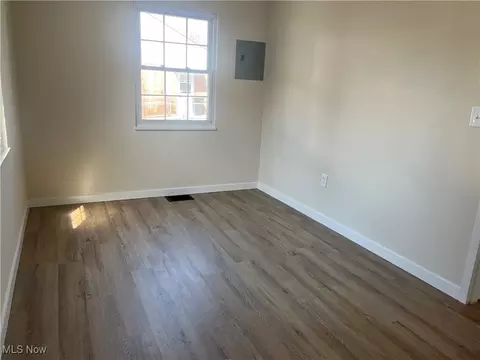 288 E 235th St, Euclid, OH 44123 photo 14