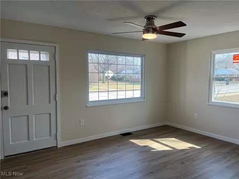 288 E 235th St, Euclid, OH 44123 photo 5