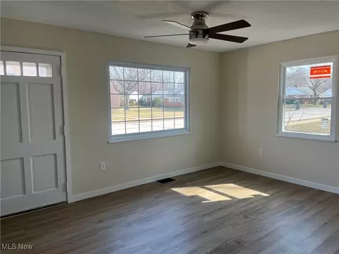 288 E 235th St, Euclid, OH 44123 photo 6