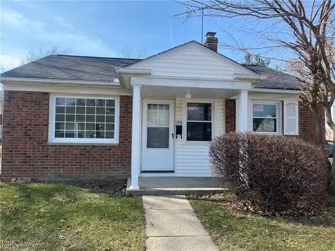 288 E 235th St, Euclid, OH 44123