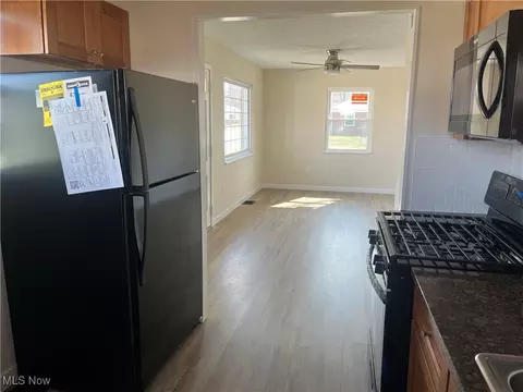 288 E 235th St, Euclid, OH 44123 photo 10