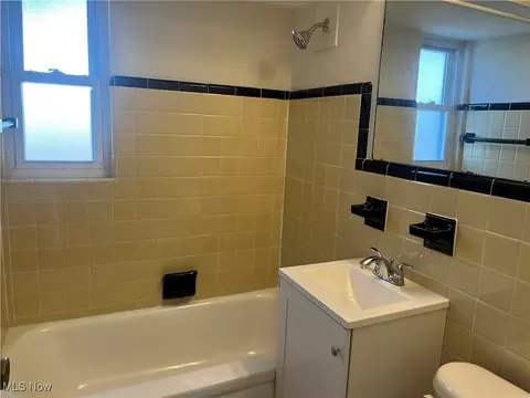 288 E 235th St, Euclid, OH 44123 photo 16