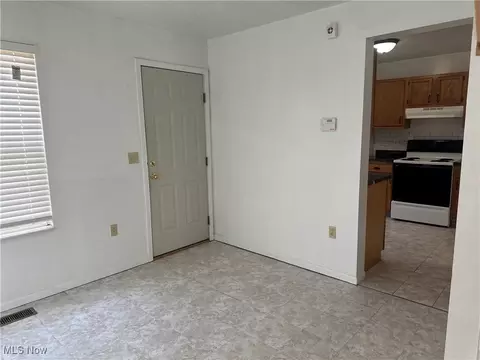 727 W 35th St, Ashtabula, OH 44004 photo 10