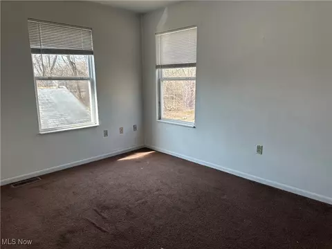 727 W 35th St, Ashtabula, OH 44004 photo 16