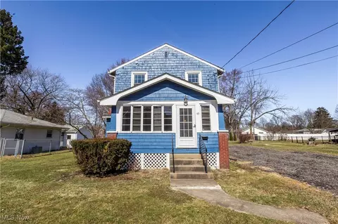 43 Outlook Dr, Tallmadge, OH 44278