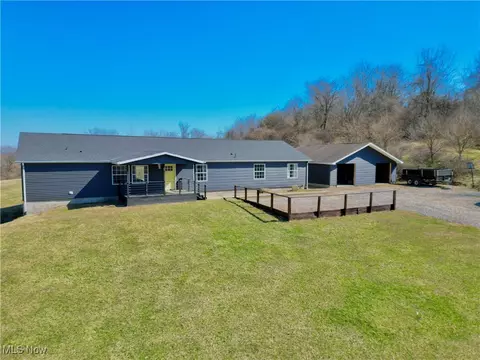 4700 Huggins Rd, Zanesville, OH 43701