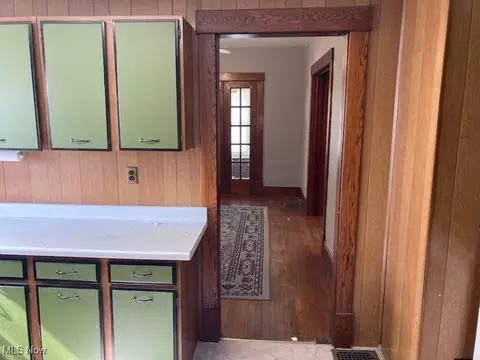 Entry Way - 245 E Main St, Scio, OH 43988 photo 3 of 7