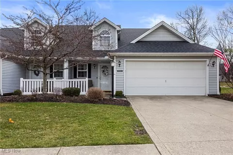 30411 Ginger Ln #50B, North Olmsted, OH 44070