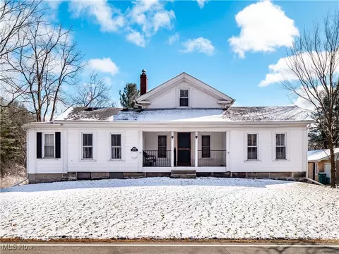 18629 Rapids Rd, Hiram, OH 44234