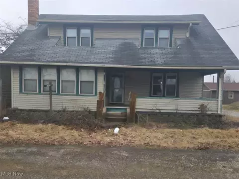 269 Paris Ave SE, Paris, OH 44669