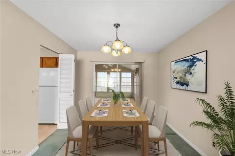 Dining - 482 Windsor Dr, Elyria, OH 44035 photo 1 of 3