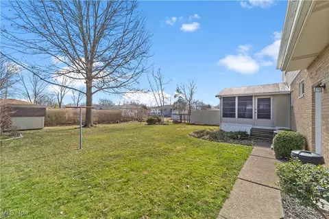 Exterior - 482 Windsor Dr, Elyria, OH 44035 photo 2 of 2