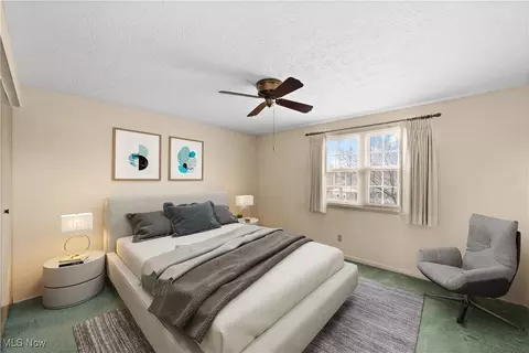 Bedroom - 482 Windsor Dr, Elyria, OH 44035 photo 1 of 8
