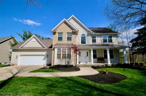 10092 Brookfield Dr, Concord, OH 44060