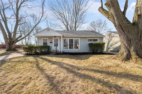 13529 Leroy Ave, Cleveland, OH 44135