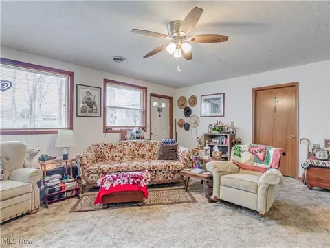 130 Fixler Rd, Wadsworth, OH 44281 photo 5