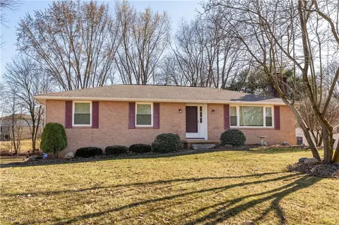 7290 Knight St NW, Massillon, OH 44646