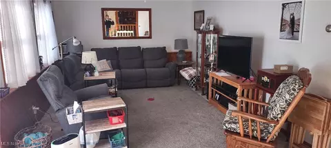 940 Westwood Dr, Ashtabula, OH 44004 photo 3