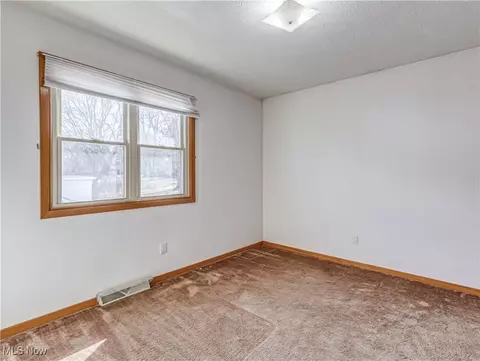 355 N River Rd, Munroe Falls, OH 44262 photo 20