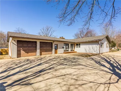355 N River Rd, Munroe Falls, OH 44262 photo 3