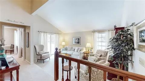 382 Gresham Dr, Fairlawn, OH 44333 photo 8