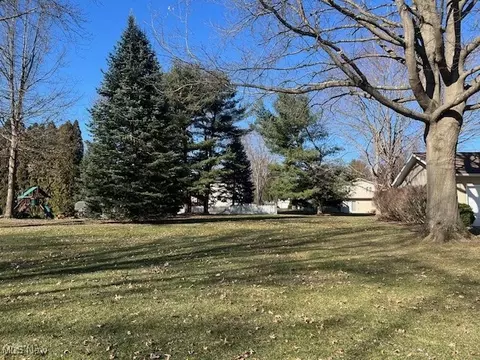 382 Gresham Dr, Fairlawn, OH 44333 photo 6