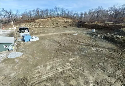 8880 State Route 83, Holmesville, OH 44633