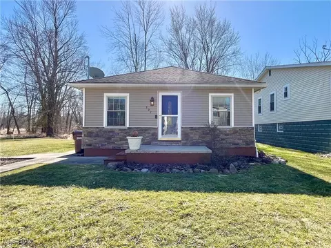 591 Twilight Trl, Chippewa Lake, OH 44215