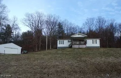2270 Tatmans Rd Cr22, Corning, OH 43730