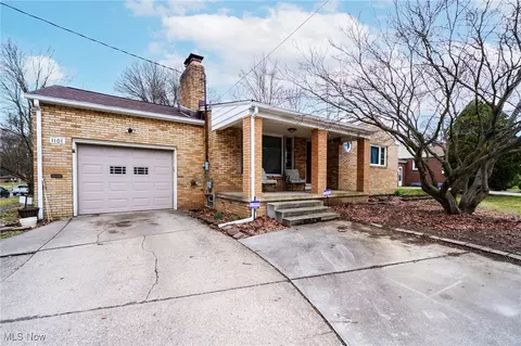 1101 Old Furnace Rd, Youngstown, OH 44511