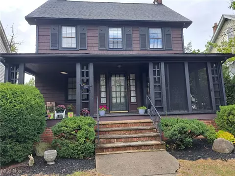 2016 Marlindale Rd, Cleveland Heights, OH 44118