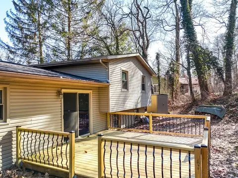 4960 Dunkeith Woods Dr NW, Canton, OH 44708 photo 23