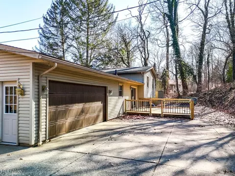 4960 Dunkeith Woods Dr NW, Canton, OH 44708 photo 22